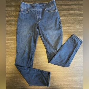 Duluth Trading Co. Women's Jeanetics Skinny Jeans in Dark Blue Denim